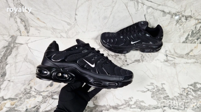 Nike Нови Черни Маратонки Найк 36-45 Номер с Кутия , снимка 2 - Маратонки - 54376957