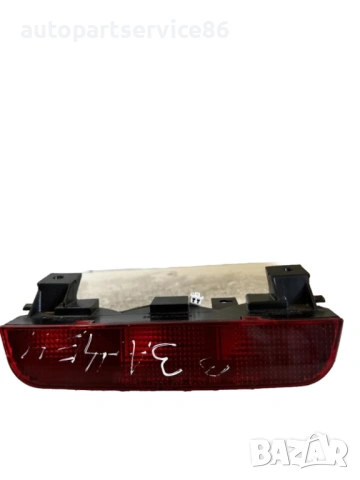 Трети стоп светлина за Mitsubishi Shogun 3.2 Di-D (2004) P0223