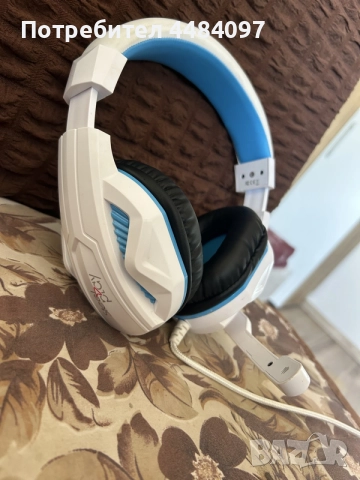 PS4 500GB с два джойстика 6 игри и геймърски слушалки , снимка 5 - PlayStation конзоли - 55477765