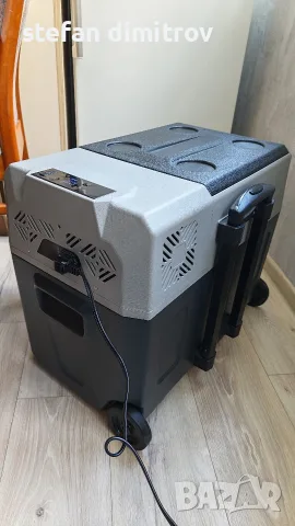 Компресорен авто хладилник VEVOR  40L – 12V/24V/220V

, снимка 12 - Хладилни чанти - 55579579