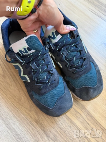 Оригинални класически маратонки  New Balance 574! 44 н, снимка 3 - Маратонки - 54742310