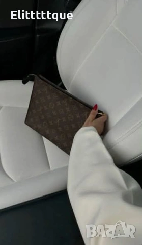 клъч Louis Vuitton , снимка 2 - Чанти - 54977930