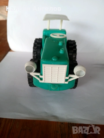Стара Соц играчка трактор