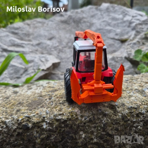 Мтз-82 Беларус в мащаб 1:43, снимка 6 - Колекции - 55164771