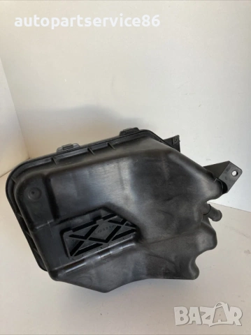 Разширителен резервоар за охлаждаща течност за Volkswagen Touareg 2.5 Tdi (2005) 7L0121407C, снимка 2 - Части - 54165432