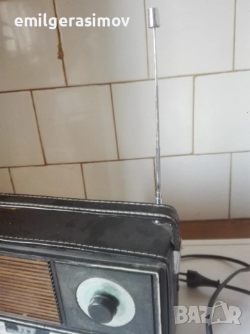 Руска киномашина,ретро ютия и радио ITT Schaub-Lorenz. , снимка 12 - Микровълнови - 45706849