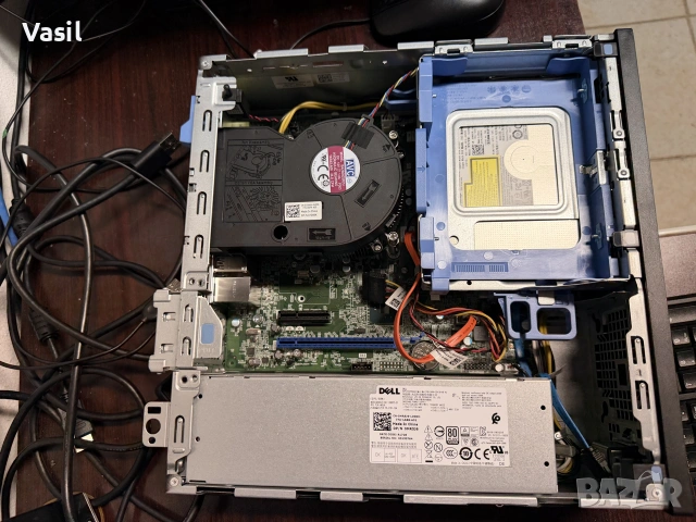 Настолен Компютър DELL Optiplex 7050, снимка 2 - Работни компютри - 55271681