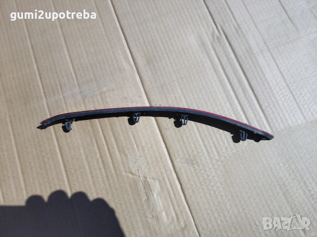Светлоотразител Ляво Задна Броня 3G0945105D Volkswagen Passat B9 1.5 eTSI 150кс 2024г Бензин