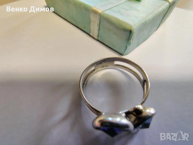 Сребърен пръстен от колекцията Express Yourself, син и лилав кристали Swarovski!, снимка 3 - Пръстени - 54382064