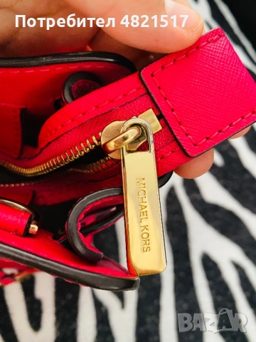 Оригинална Michael Kors Selma / Saffiano чанта, снимка 3 - Чанти - 54470520