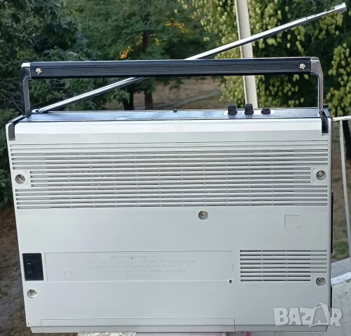 📻✨ Уникална находка от неотварян кашон – VEF-222 – 125 €, снимка 4 - Антикварни и старинни предмети - 55390363