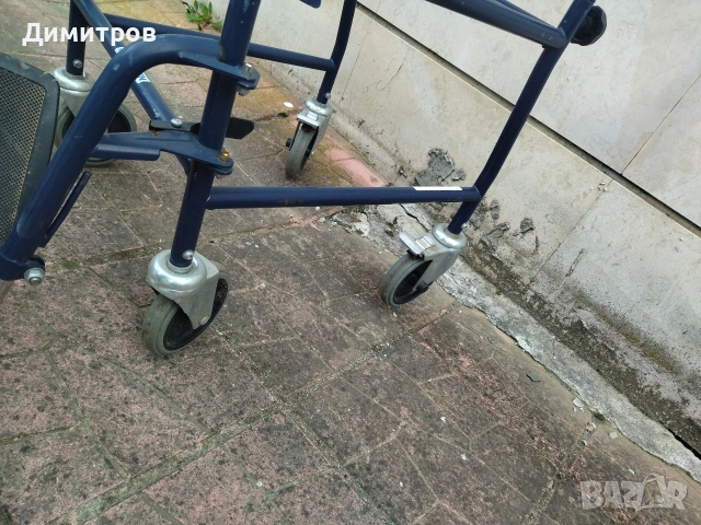 Стойка за инвалиден стол, снимка 4 - Тоалетни столове - 54414436