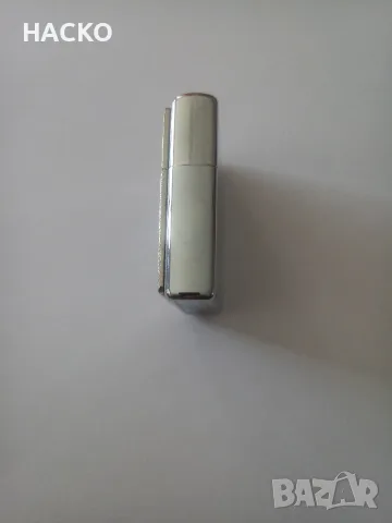 Запалка ZIPPO с Полиран Хромиран Корпус и Емблема на Гекон 100% Оригинална Внос от Англия, снимка 2 - Запалки - 55301471