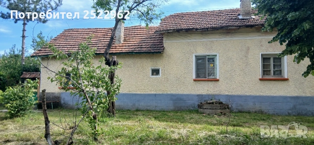 Продавам къща в село Гиген, снимка 8 - Къщи - 55160527