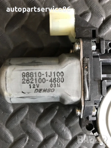 Мотор за стъклоповдигач на предна лява врата за Hyundai I20 (2010) 98810-1J100 262100-4680, снимка 3 - Части - 54438939