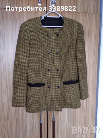 Дамски костюм , снимка 2 - Костюми - 54058860