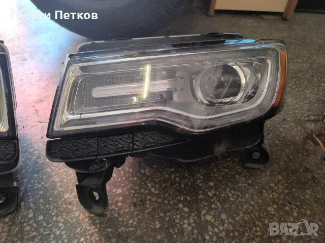 Комплект фарове JEEP GC wk2, снимка 2 - Части - 55622352