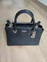 Дамска чанта Guess, снимка 1