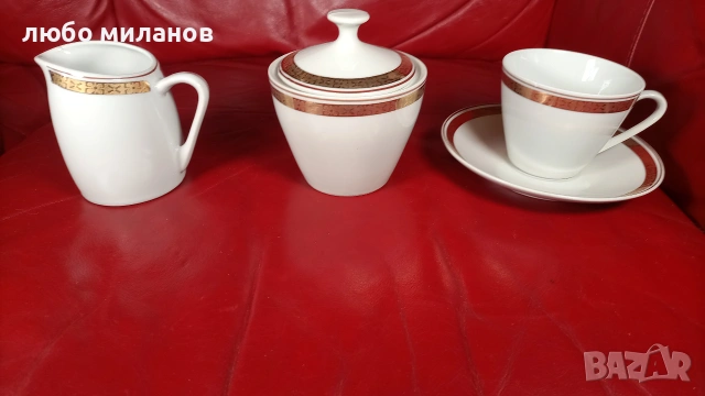 Квартет за кафе чаши, чинийки, захарничка и каничка за мляко, злетни кантове, български , снимка 7 - Сервизи - 55240299
