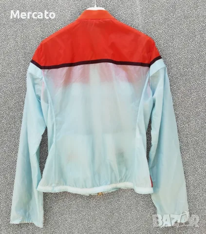 Оригинално дамско яке ветровка Prada Sport, снимка 3 - Якета - 55527488