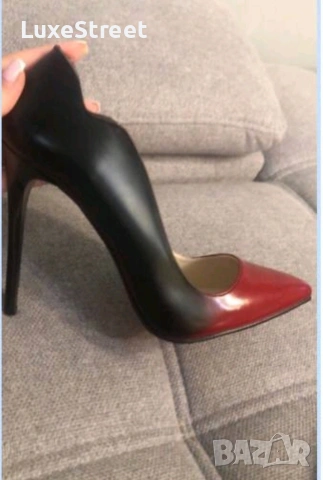Разпродажба 🔥Christian Louboutin🔥, снимка 3 - Дамски елегантни обувки - 55188511