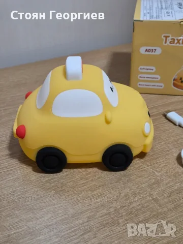Детска нощна лампа Taxi, силиконова лампа, 3 нива на яркост, презареждаща се с USB, 10 см, снимка 2 - Други - 55590557