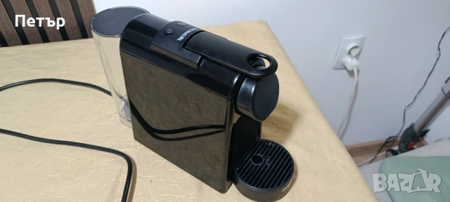 Nespresso Essenza Mini кафемашина с капсули