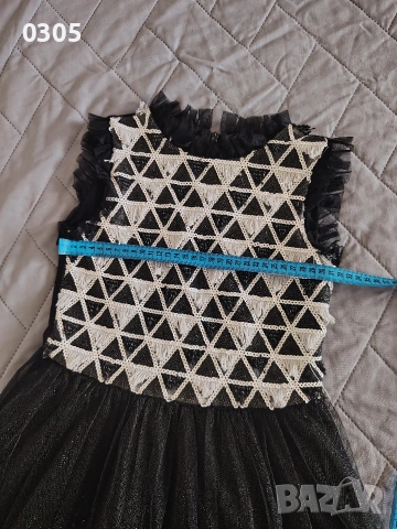 Детска официална рокля, снимка 2 - Детски рокли и поли - 54088823