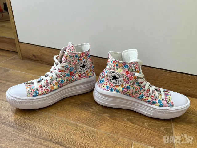 Дамски кецове Converse, цветни