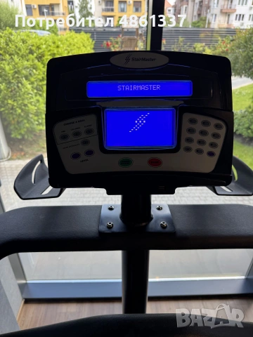 Професионален степер / стълби StairMaster — отлично състояние, снимка 3 - Фитнес уреди - 55001868