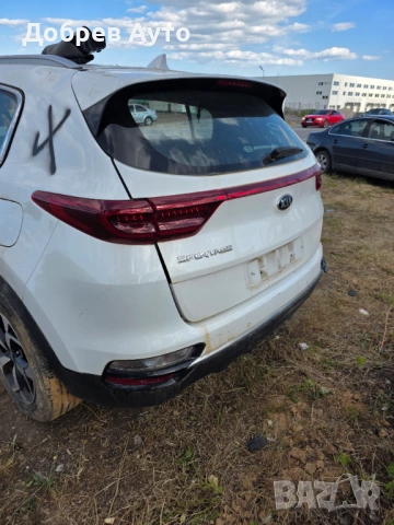 ***Само на части***  Kia Sportage 1.6GDI DOHC , снимка 6 - Автомобили и джипове - 54720428