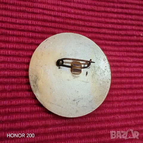 Стара военна значка ЩИТ 1982 година. , снимка 3 - Колекции - 54751776