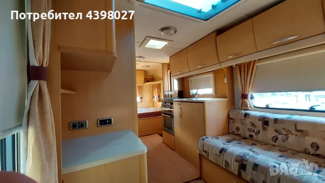 Каравана Swift Aventura 2005г, снимка 9 - Каравани и кемпери - 55506892