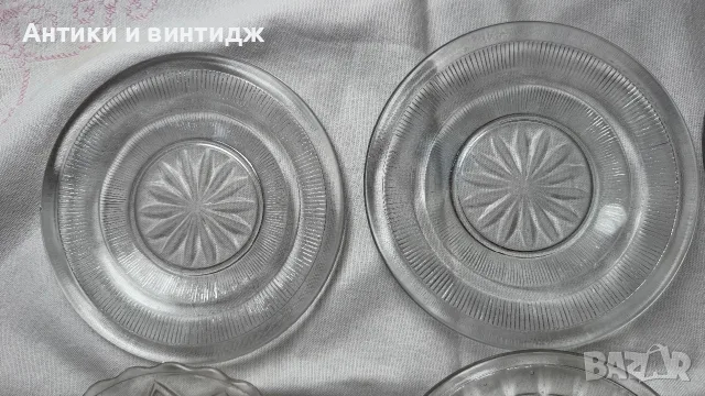 Ретро лот стъклени чинийки / розетки – 8 бр. (Винтидж и антик пресовано стъкло), снимка 5 - Антикварни и старинни предмети - 55682476