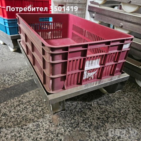 Индустриални колички за каси от нераждавейка с 6 бр. Полиамидни колела, снимка 4 - Оборудване за магазин - 54338822