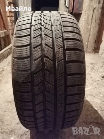 Продавам 1 брой зимна гума 255.35.18 дот 2022 , снимка 2 - Гуми и джанти - 53993087