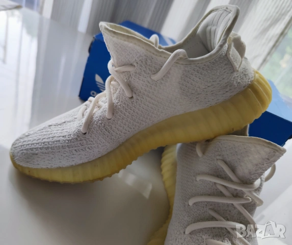 Adidas Yeezy Boost Triple White, снимка 8 - Маратонки - 54986609