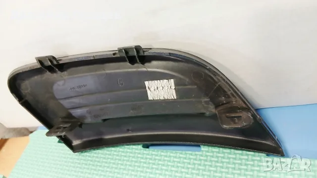 Оригинална лява решетка под халогена за Renault Twingo II facelift / Рено Туинго 2 (2011-2014), снимка 9 - Части - 55541987