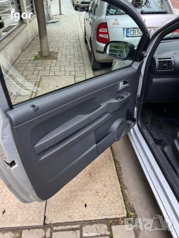 VW FOX 1,4 TDI нов внос, снимка 5 - Автомобили и джипове - 53808443