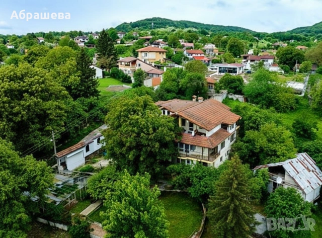 Къща с душа на цената на двустаен
