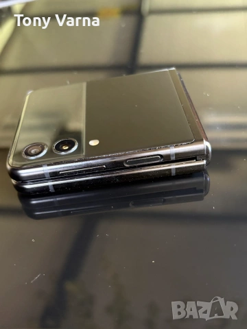 Samsung Zflip 3 Като Нов, снимка 4 - Samsung - 55111843