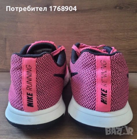 Детски маратонки Nike-37номер, снимка 4 - Детски маратонки - 54355455