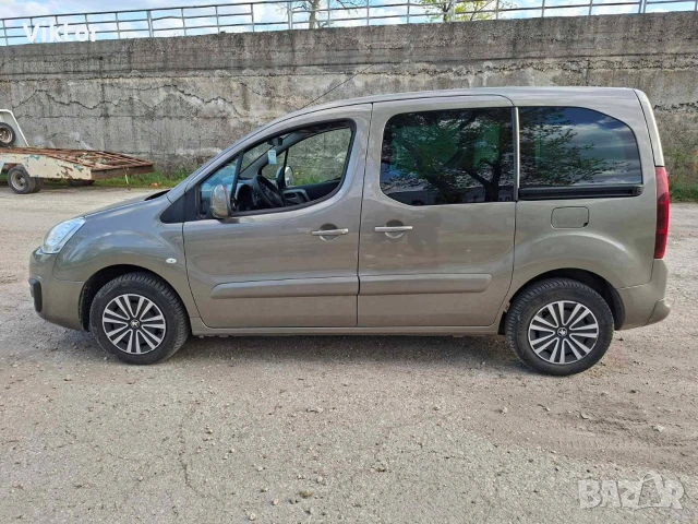 Peugeot Partner 1.6HDi, снимка 10 - Автомобили и джипове - 54314133