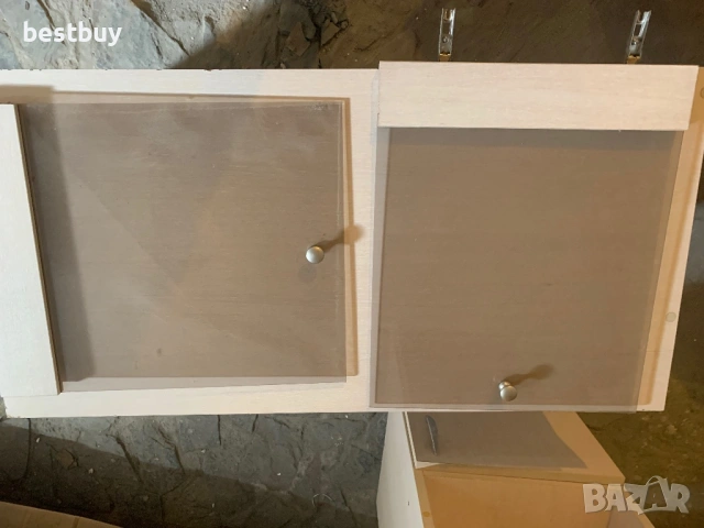 Различни мебели - маса, шкафчета с и без стъкла, снимка 4 - Шкафове - 54229592