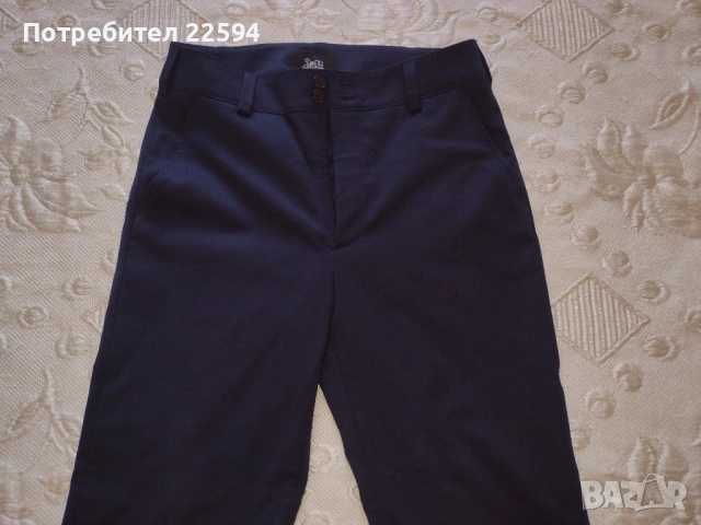 Дамски панталон /в комплект със сако , публикувано в друга обява /