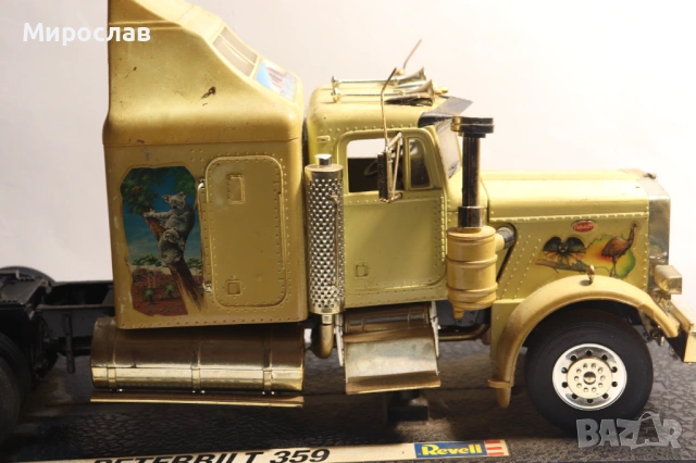 REVELL 1/24 PETERBILT 359 КАМИОН ВЛЕКАЧ USA МОДЕЛ КОЛИЧКА, снимка 3 - Колекции - 54484787
