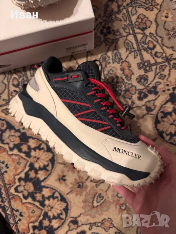 Moncler обувки, снимка 3 - Маратонки - 54179816