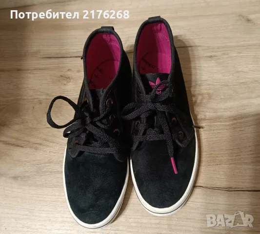 Дамски маратонки adidas , снимка 4 - Кецове - 55578331