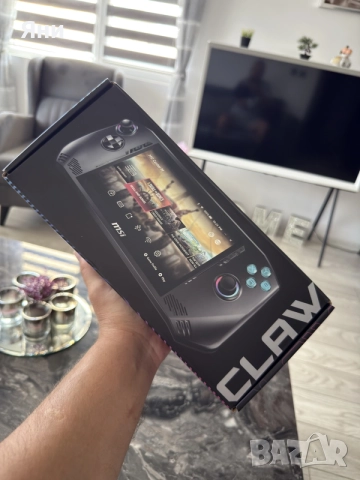 Конзола MSI Claw A1M Intel Ultra 7 155H 16GB DDR5, 1TB SSD, Intel Arc Graphics