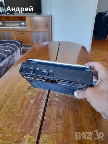 Старо радио,радиоприемник Sony IC-11, снимка 2 - Антикварни и старинни предмети - 55511661